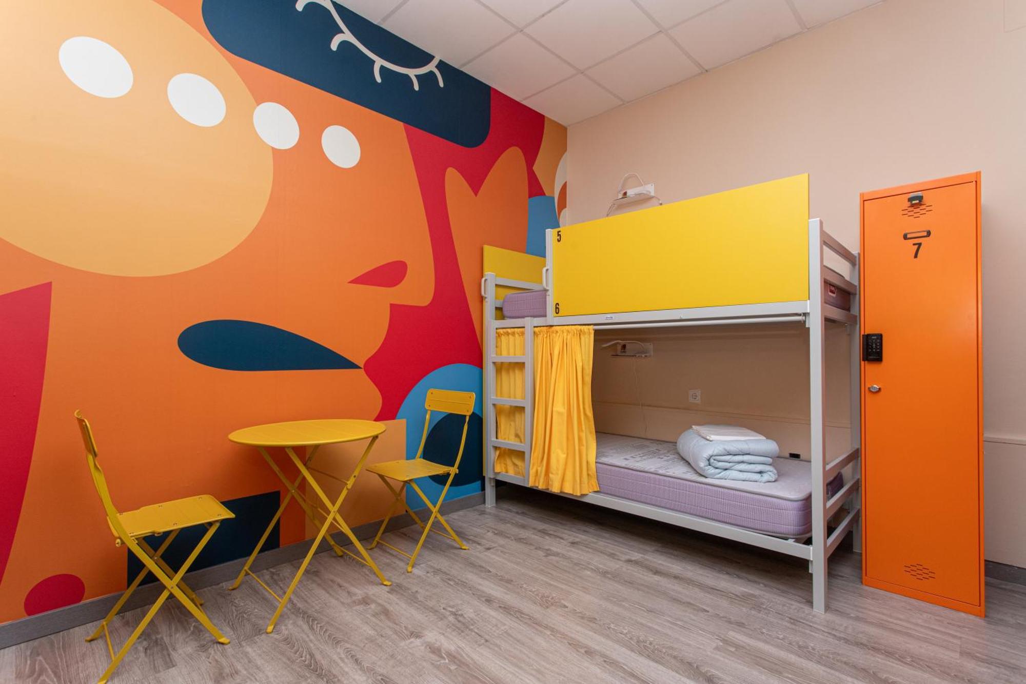 Albergue Hostel Лянес Екстериор снимка