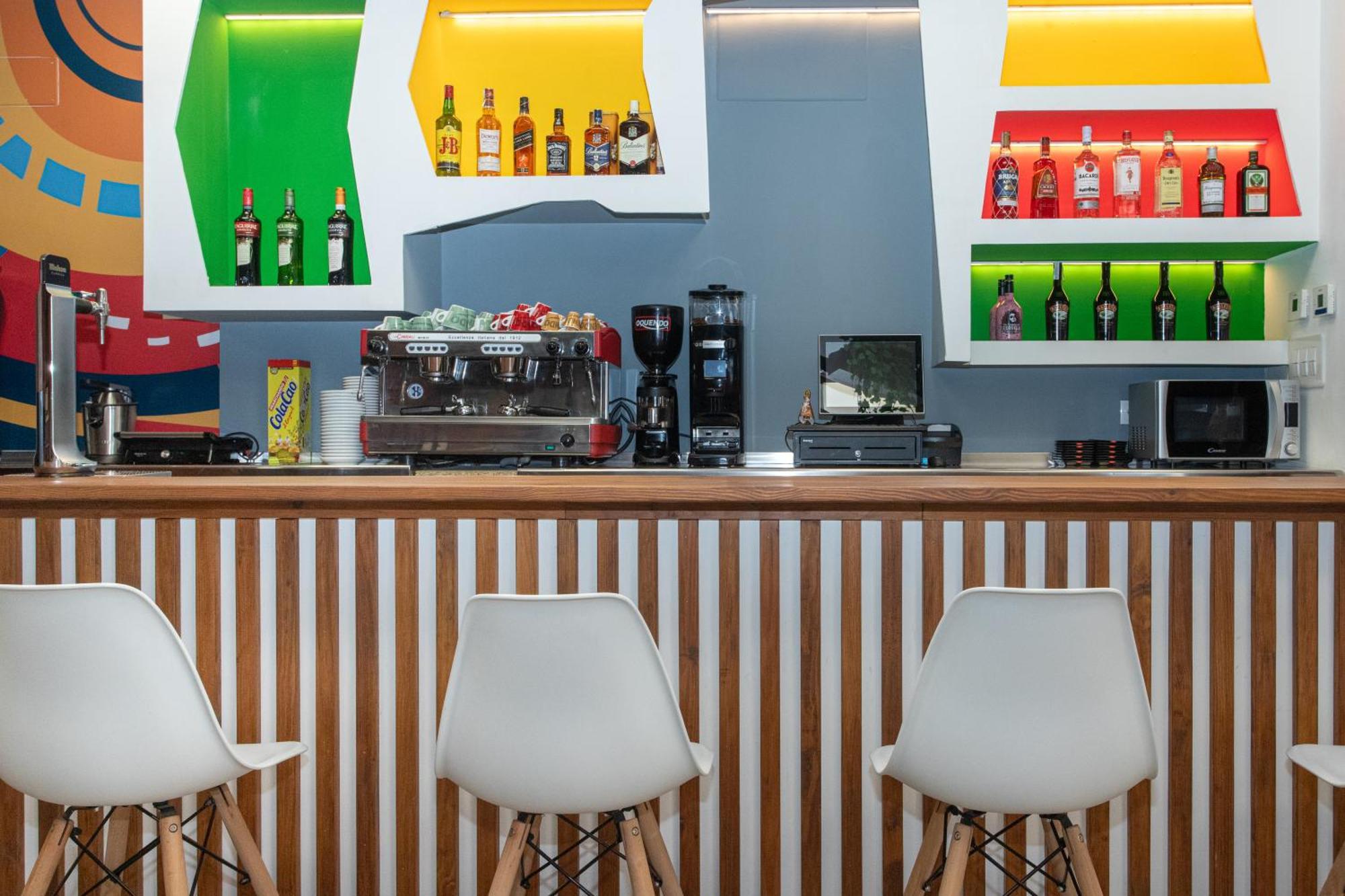 Albergue Hostel Лянес Екстериор снимка