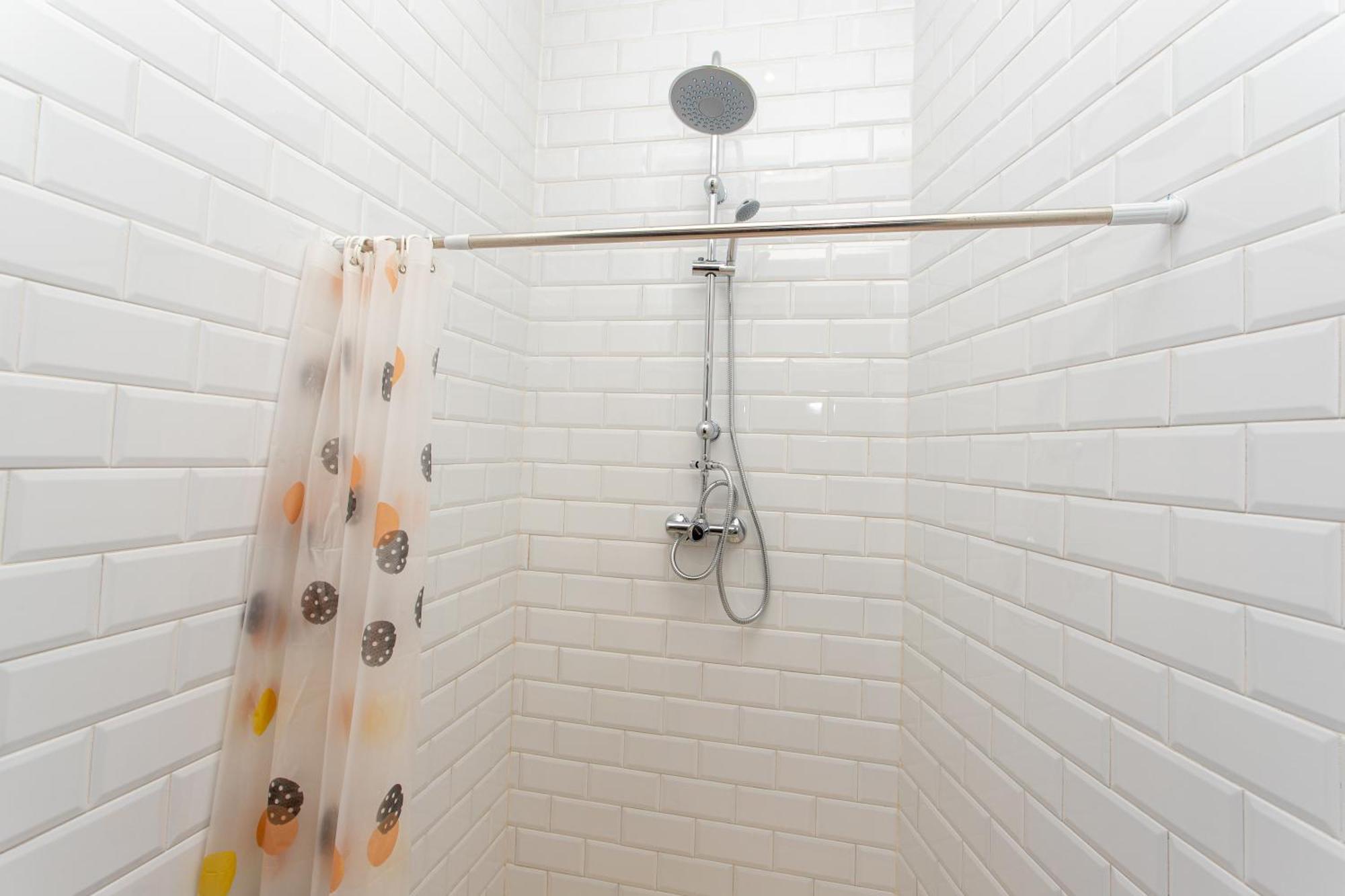 Albergue Hostel Лянес Екстериор снимка