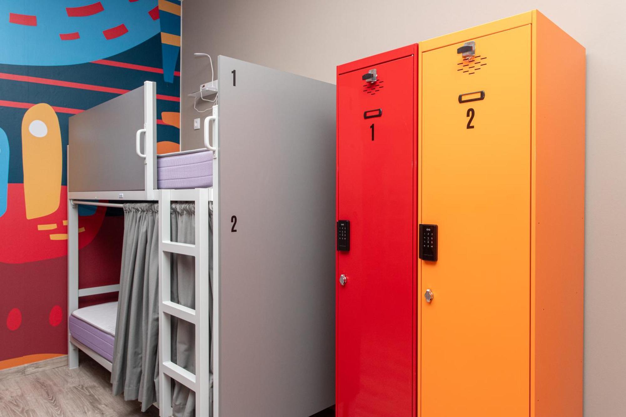 Albergue Hostel Лянес Екстериор снимка